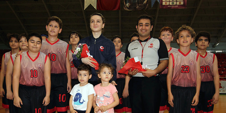 Minikler basketbol tam gaz