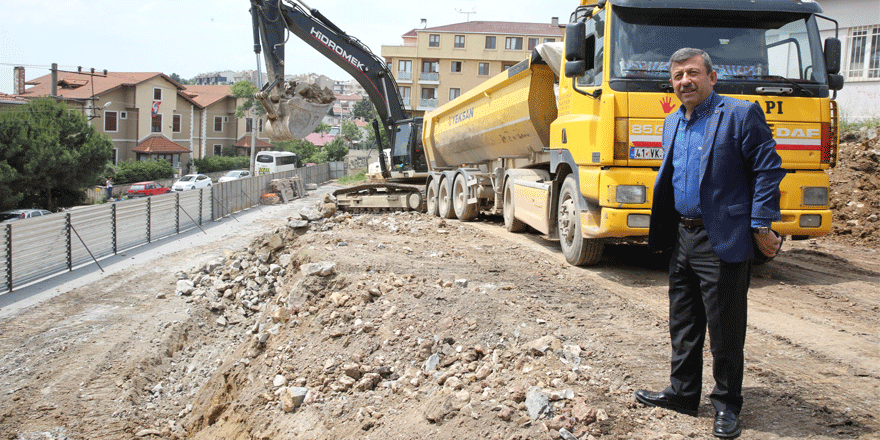 Kapalı pazar inşaatı başladı