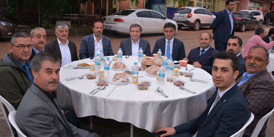 Tepecik'te iftar sofrası kuruldu