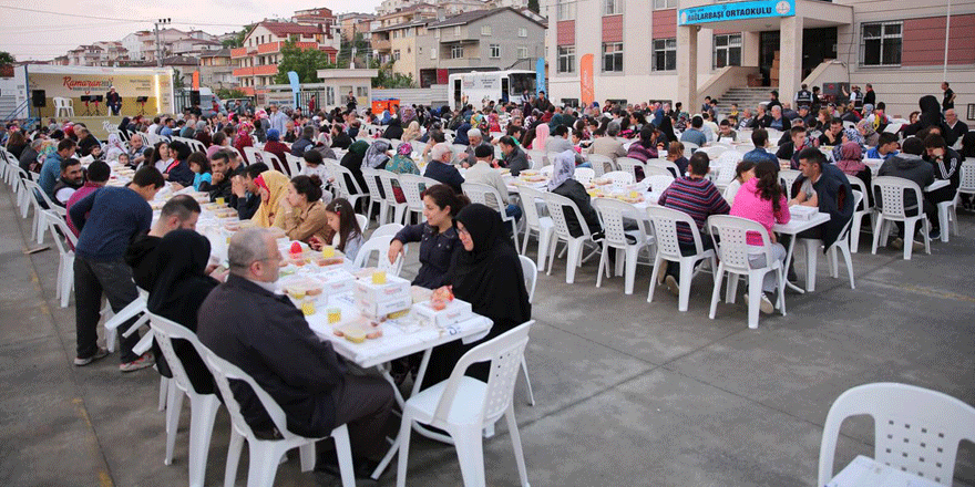 Darıca’da iftar programları sürüyor