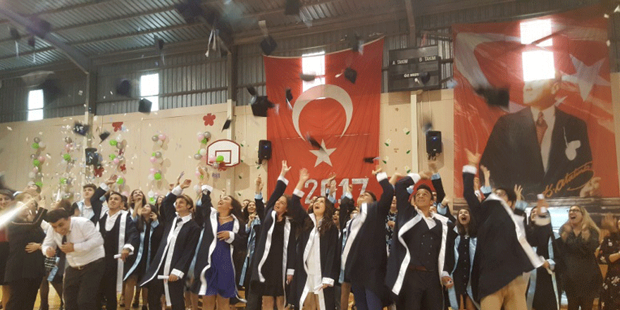 Özel Gebze Eğitim Kurumlarında mezuniyet coşkusu
