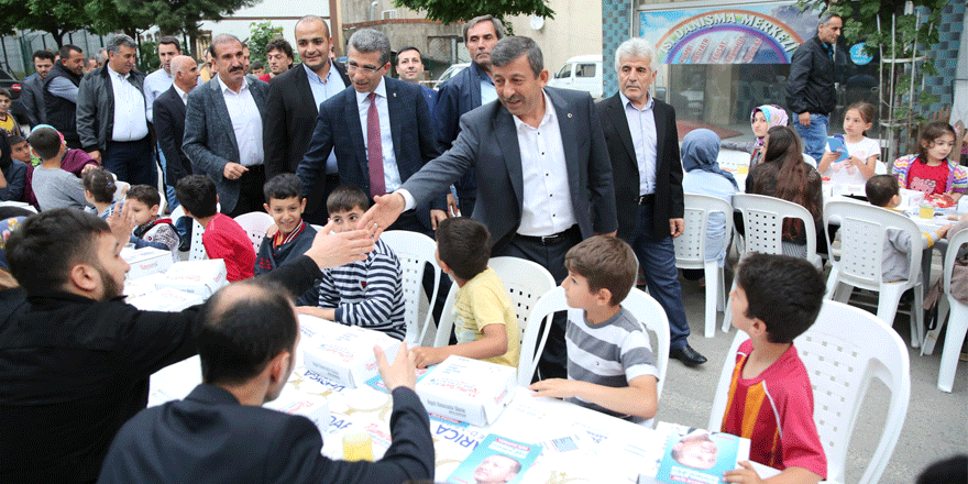Mahalle iftarları devam ediyor