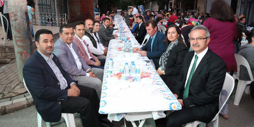 İnönü’de iftar sofrası kuruldu