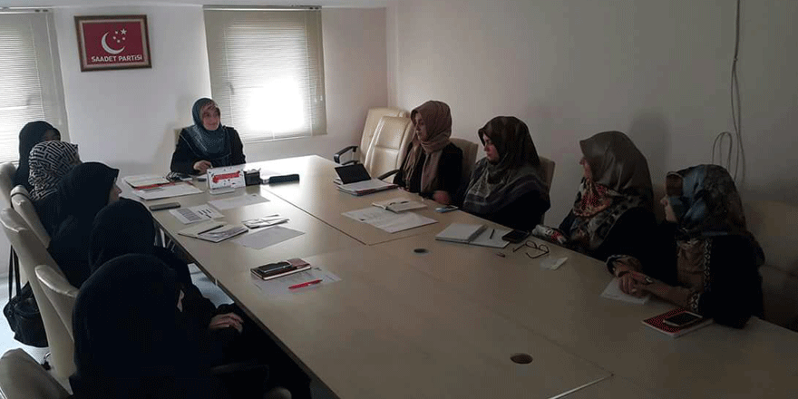 Saadet Partili kadınlardan yoğun mesai