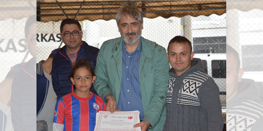 ALTINORDU GEBZE FUTBOL OKULUNUN ÖZEL GÜNÜ