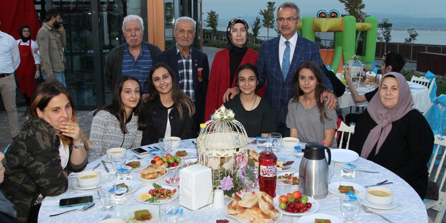 Şehit ve Gazi Ailelerini Ağırladı