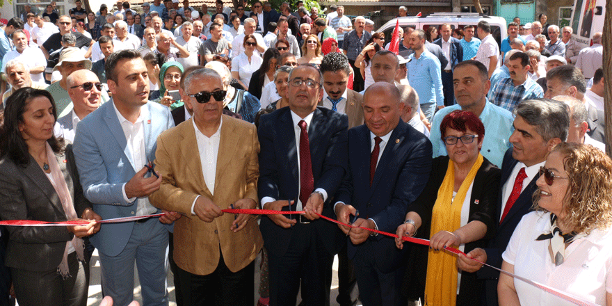 CHP seçim bürosu açıldı