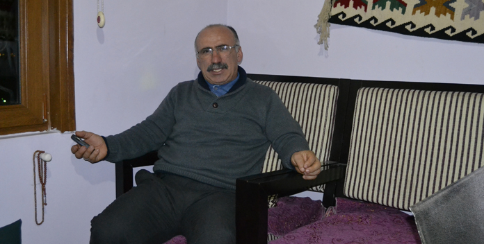 “AKP’ye geçmedim”