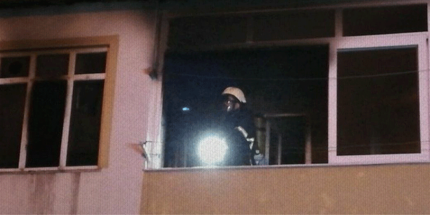 Patlayan buzdolabı yangına neden oldu