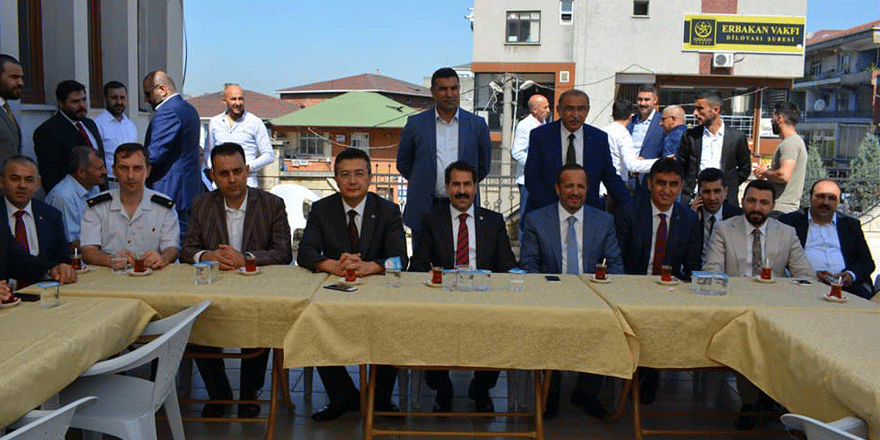 Dilovası'nda bayram geleneği devam etti