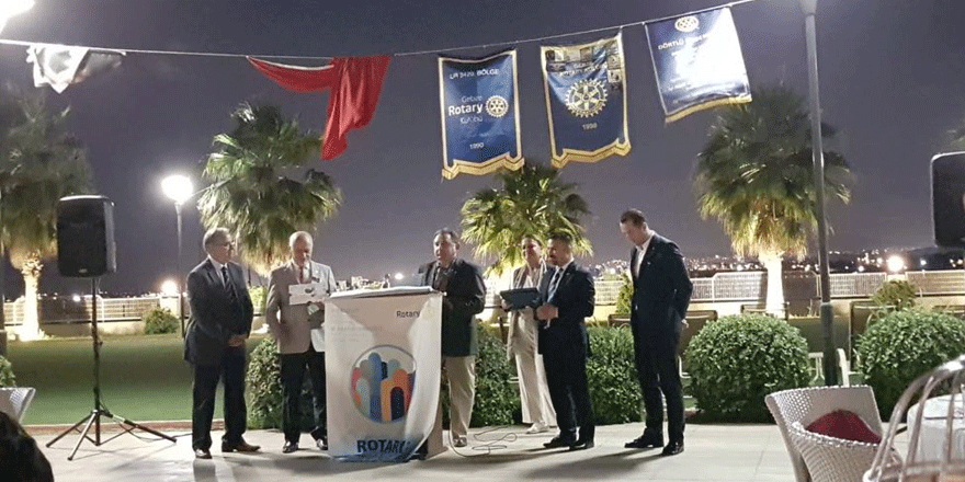 Gebze Rotary görev değişimi
