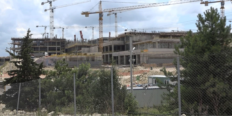 Şehir Hastanesi'nde çalışmalar sürüyor