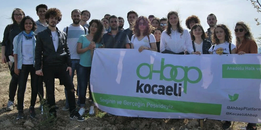 AHBAP yaşlıları oy kullanmaya götürecek