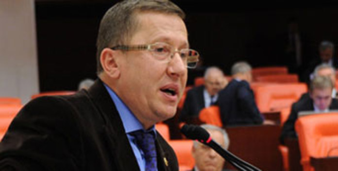 Türkkan, taksicilerin mağduriyetini TBMM’ye taşıdı