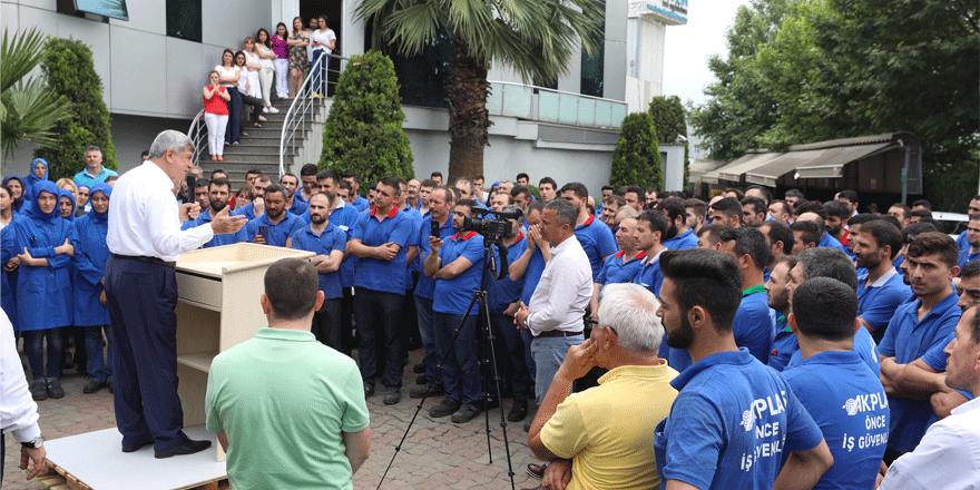 İşçilerle biraraya geldi