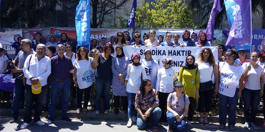 Flormar işçilerine destek 