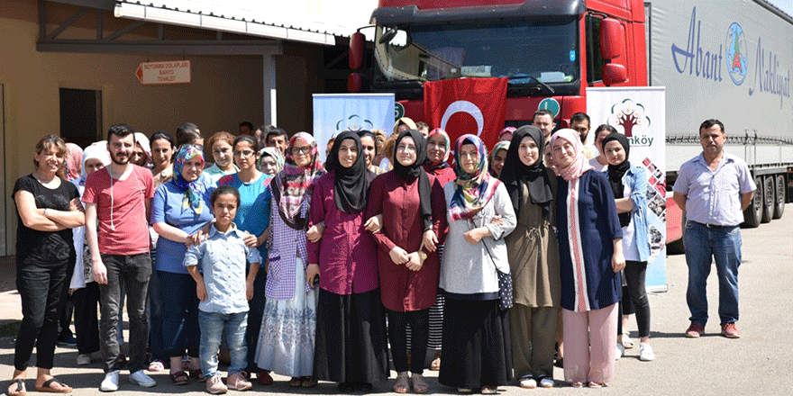 Avrupa’ya  konfeksiyon ürünü gönderdiler
