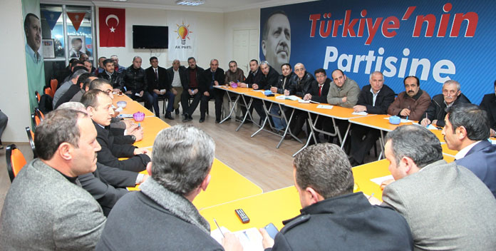 AKP aday tanıtım programına hazırlanıyor