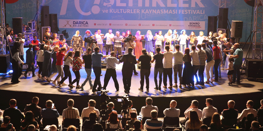 Darıca’da şölen erzincanlılar ile devam etti