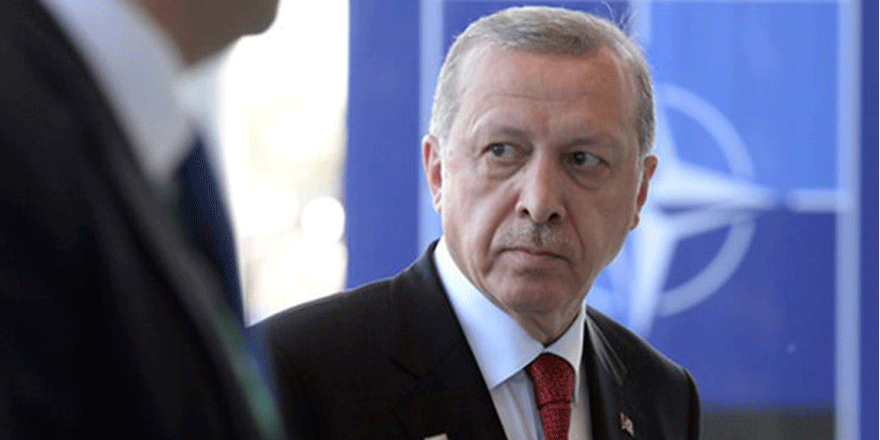 TSK üst rütbe atamalarını ve ilaç fiyatlarını da Erdoğan belirleyecek