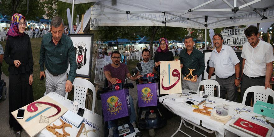 Engellilerin eserleri sergileniyor