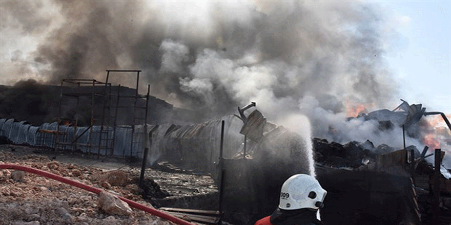 Malatya'da dondurma fabrikasında yangın
