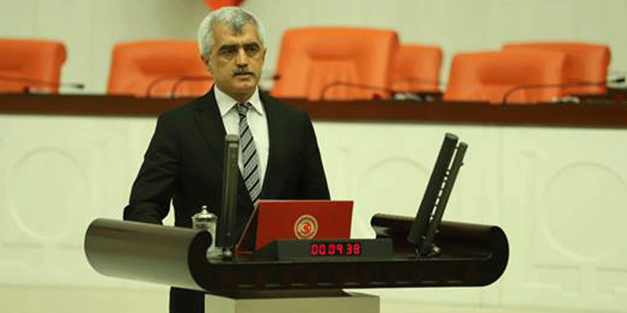 ‘İktidar darbe girişimini fırsata çevirdi’