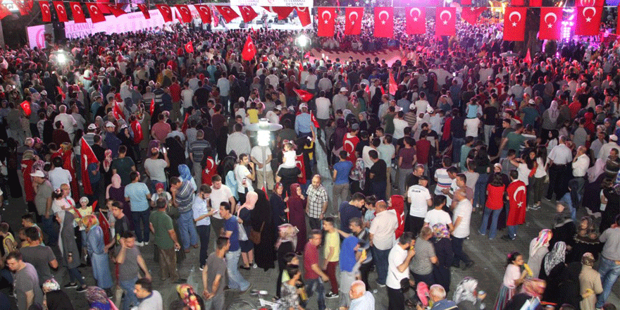 Gebze’de 15 Temmuz Nöbeti