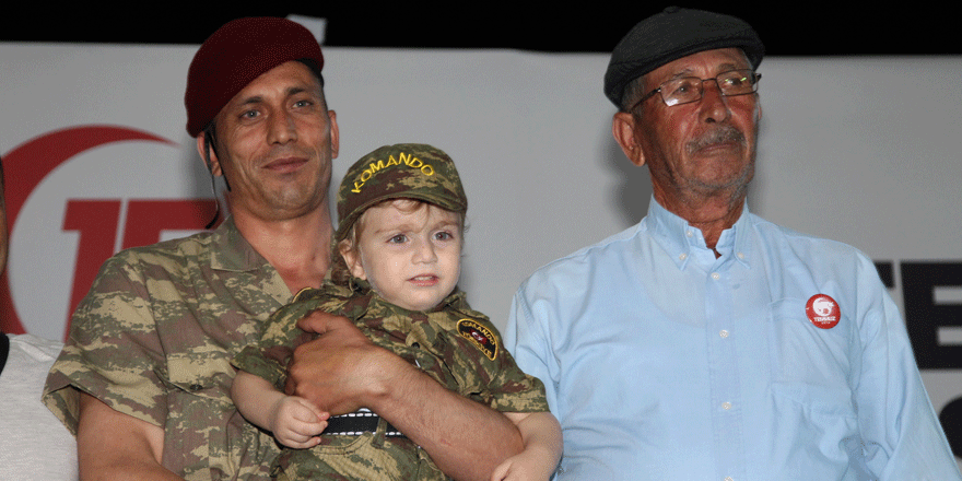 Oğluna Ömer Halisdemir’in ismini verdi 