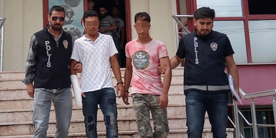 Hırsızlık yaparken yakalandılar