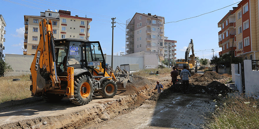 Altyapı çalışmaları sürüyor
