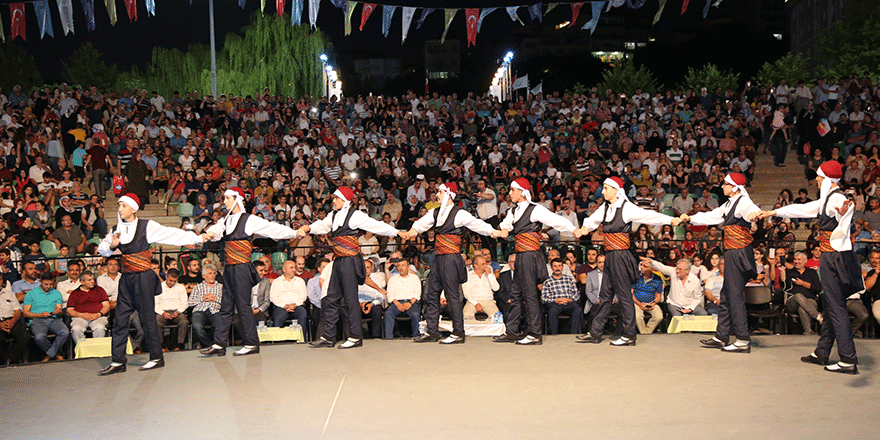 Sivaslılardan coşkulu gece