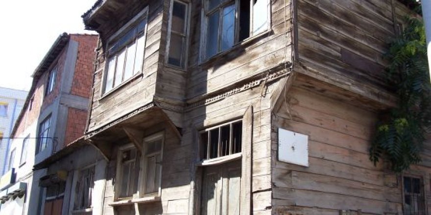 Bu evlere sahip çıkamadık