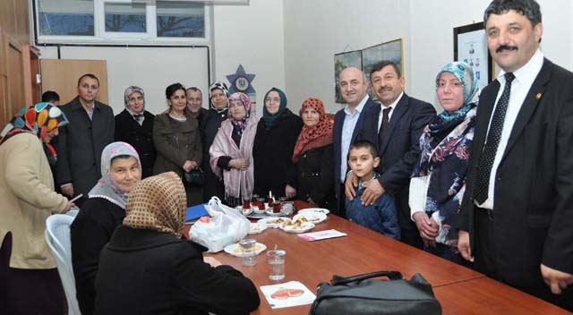 Karabacak, dernekler ile buluşmaya devam ediyor