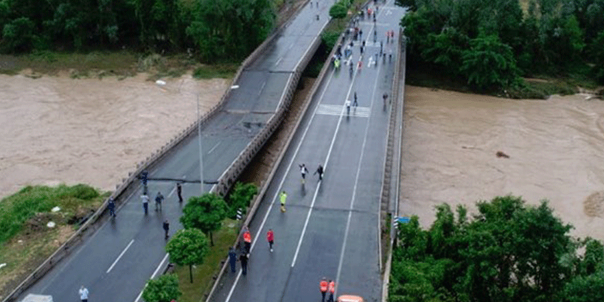 Ordu'da sel felaketi: 4 köprü çöktü, 165 kişi mahsur kaldı