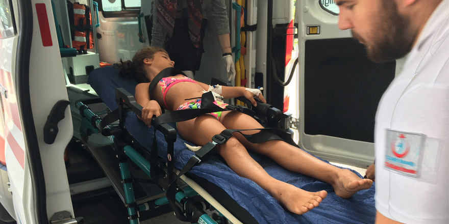 Karnına bisikletin fren kolu saplandı