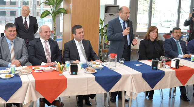 Darıca AKP Başbakan Erdoğan'a Gitti