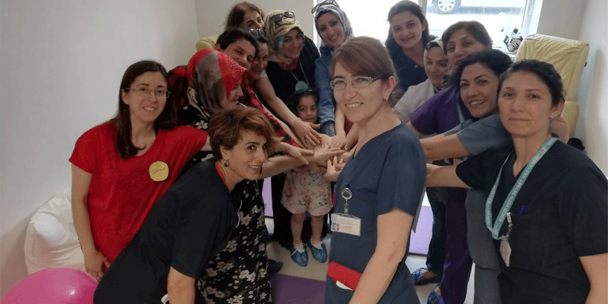 Gebe Okulu eğitimleri sürüyor