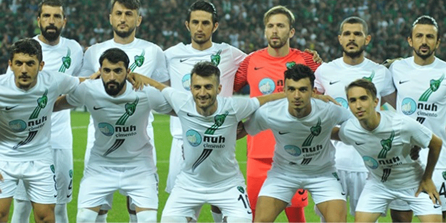 Büyülü atmosferde harika başlangıç