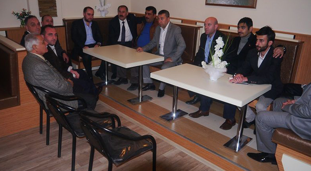 Turan’dan dernek ziyaretleri