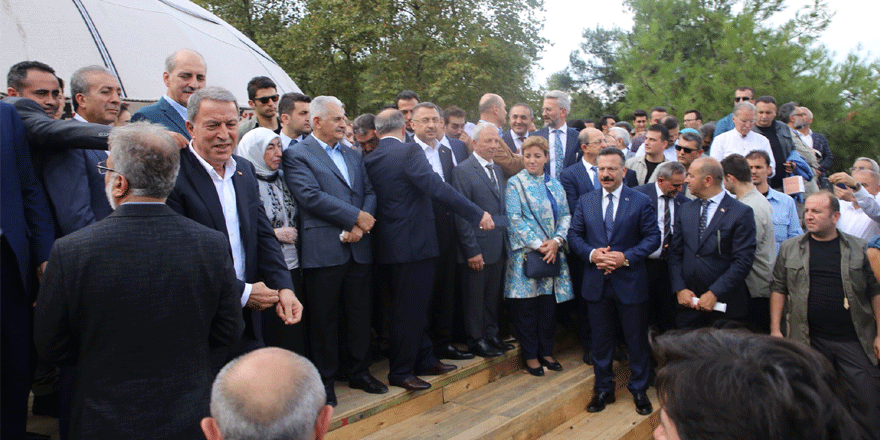 Recep Akdağ'ın oğlu, Hünkâr Çayırı'nda oba düğünü ile evlendi