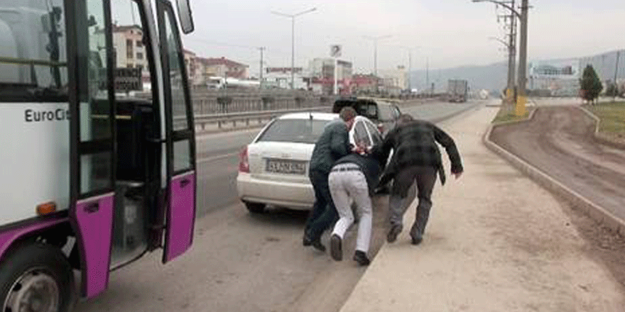 Güpegündüz hırsızlık yaptı