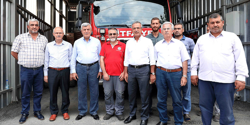 Gönüllü itfaiyeciye sürpriz ziyaret