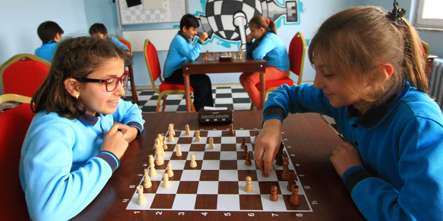 86 okula satranç sınıfı kazandırdı