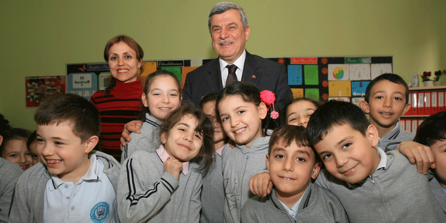 Başkan Karaosmanoğlu, yeni eğitim öğretim yılını kutladı