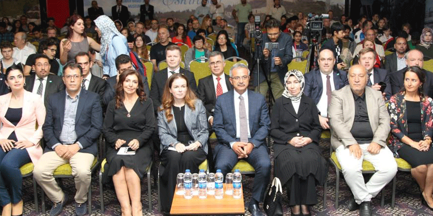 Şampiyon ödülünü Köşker'den aldı