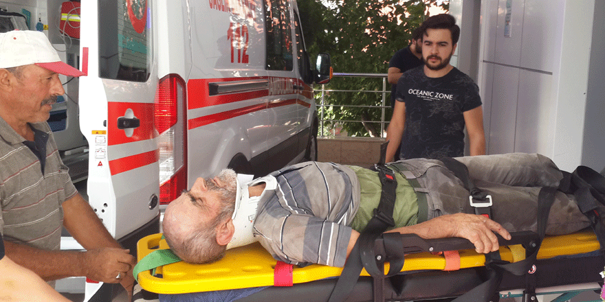 Prefabrikten evden düşüp yaralandı