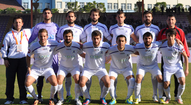 GEBZESPOR YÜREĞİYLE OYNUYOR