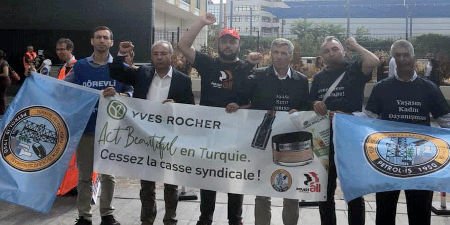 Flormar işçileri Paris’te eylem yaptı