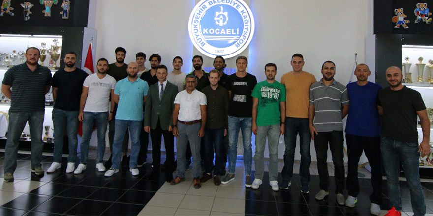 Kağıtspor Basketbolda imzalar atıldı